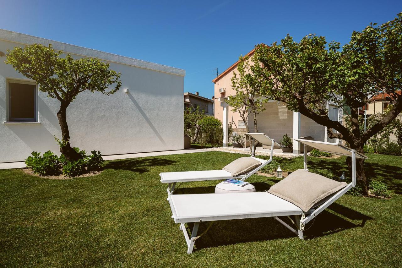 Enjoy Your Stay - Guest House - Olbia Exteriör bild
